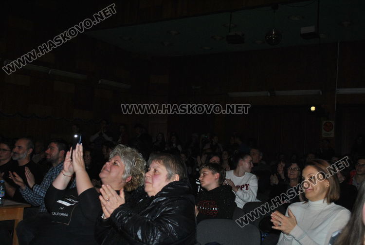 Три младежки рок групи от Хасково ще направят професионален запис на песен