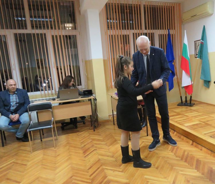 40 даровити Алековци получиха своите стипендии