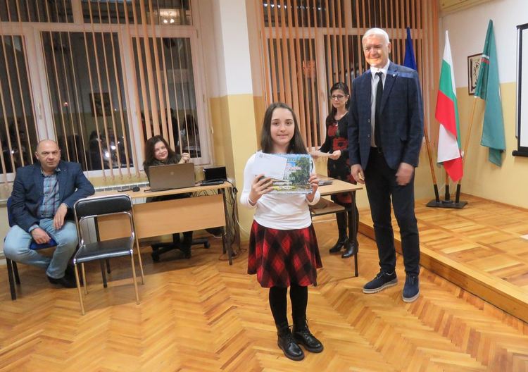 40 даровити Алековци получиха своите стипендии