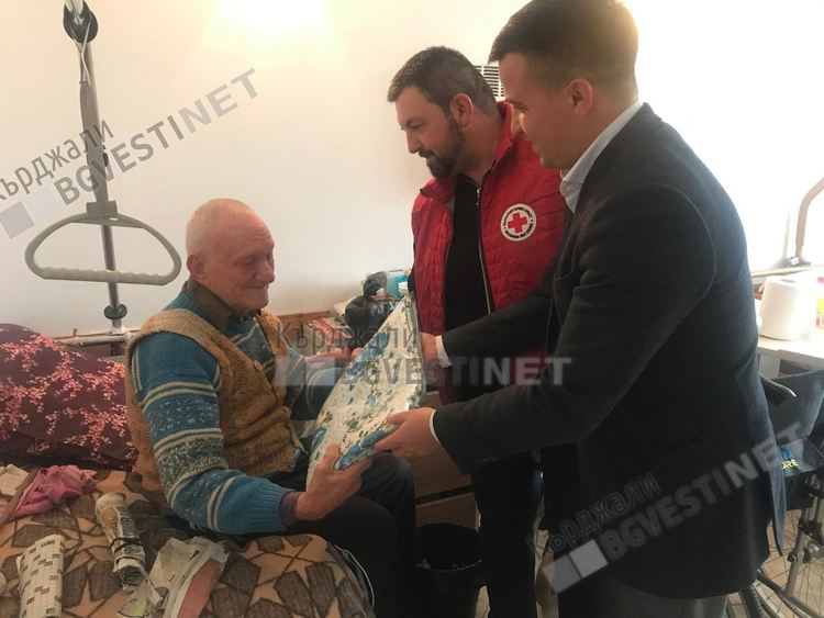 Общинският съветник Ферди Мурад в Кърджали направи поредното си дарение в навечерието на Новата 2020