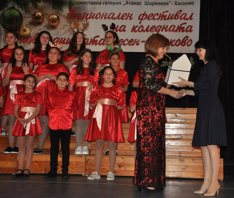 535 участници в Националния фестивал на коледната и новогодишната песен