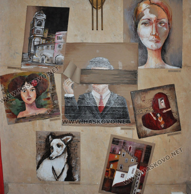 Нов живот за старата хартия в Коледната изложба на „Колорит“