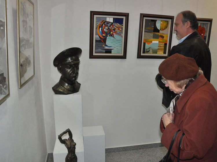 Младите хвърлят ръкавица на опитните в Дружеството на хасковските художници