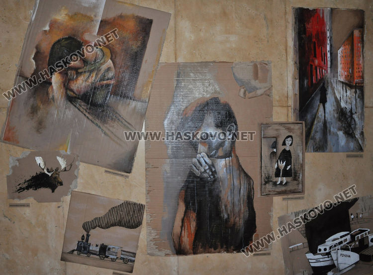 Нов живот за старата хартия в Коледната изложба на „Колорит“