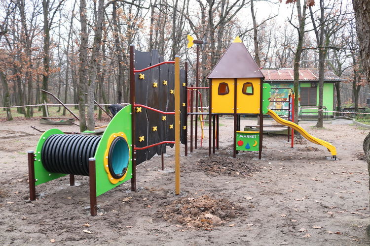 Ротари клуб Хасково-Аида издигна пластика със знак и откри спортна площадка