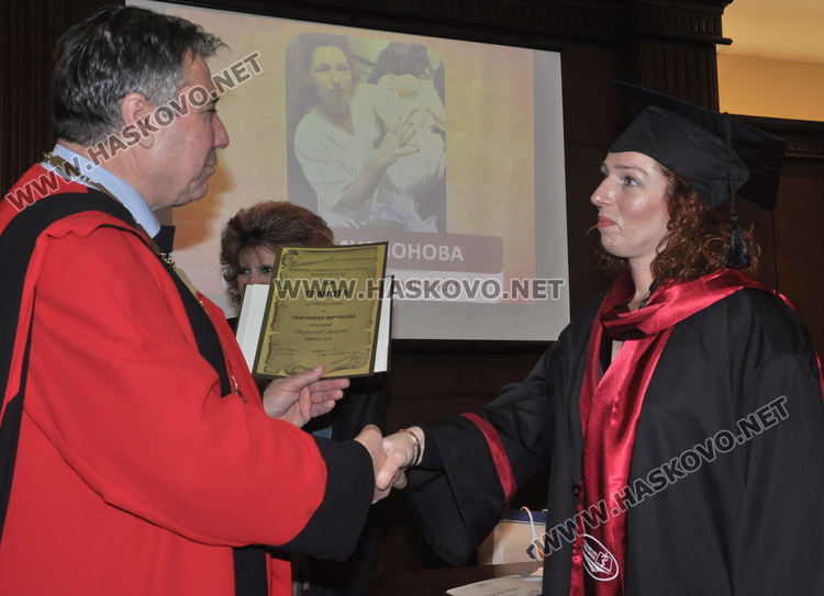 Таня Мирчонова