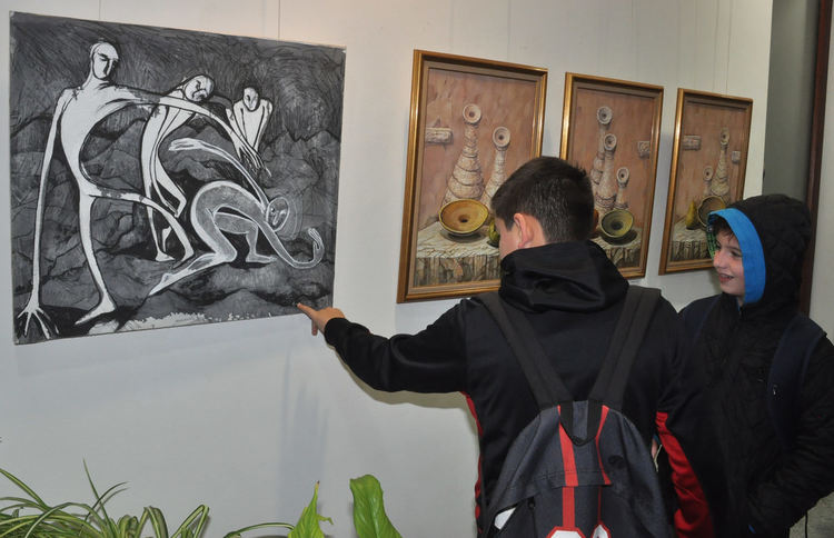 Младите хвърлят ръкавица на опитните в Дружеството на хасковските художници