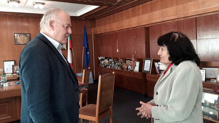 Мария е дарявала свои ръчни уникати и на други православни храмове