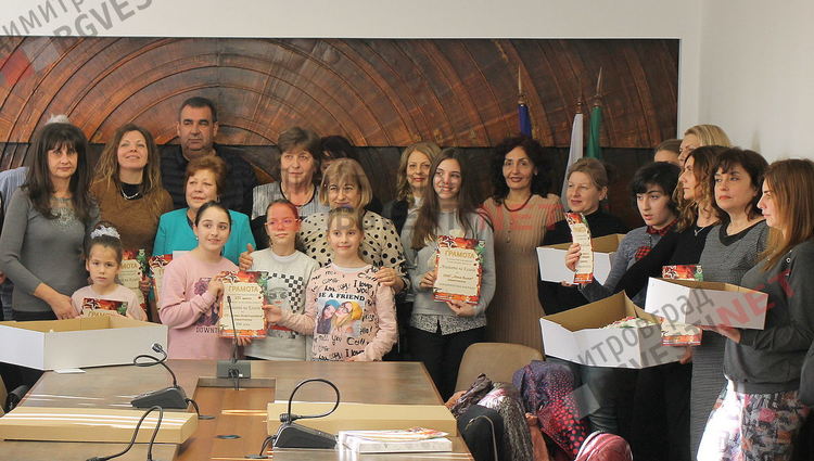 Наградиха победителите в „Магията на Коледа”