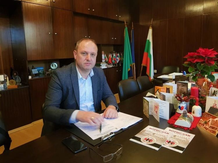 Николай Митков: Публичност, привличане и увличане на обществеността  в политиките на общината