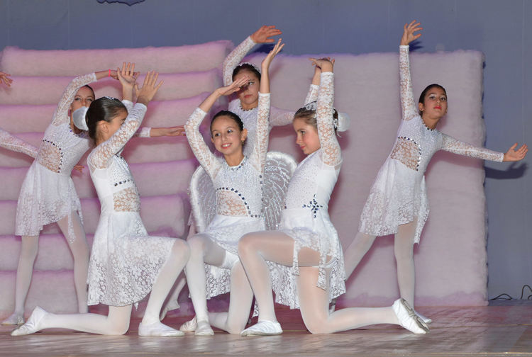 40 години “Рона” на сцената