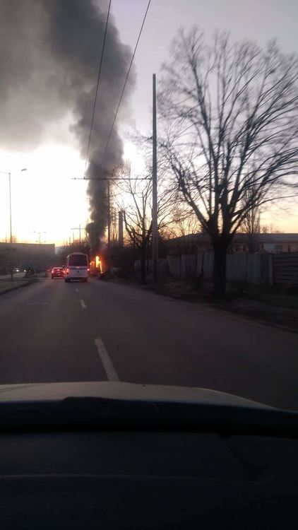 Гори фургон до болницата