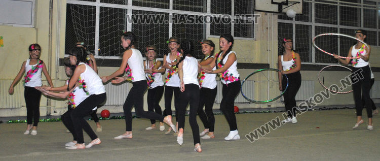 Гимнастичките от „Аида“ отпразнуваха 7-ми рожден ден на Коледното си парти