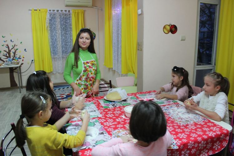 НЕА ГЕРМАНИКА и БМЧК - КЪРДЖАЛИ с благотворителна акция в подкрепа на децата в неравностойно положение.