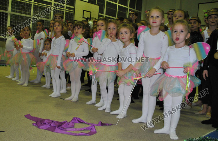 Гимнастичките от „Аида“ отпразнуваха 7-ми рожден ден на Коледното си парти