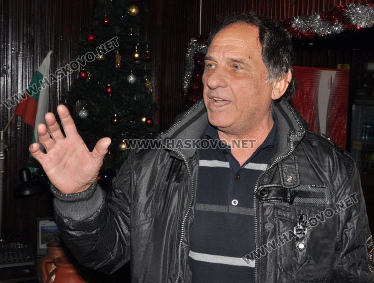 Лозко Ничев