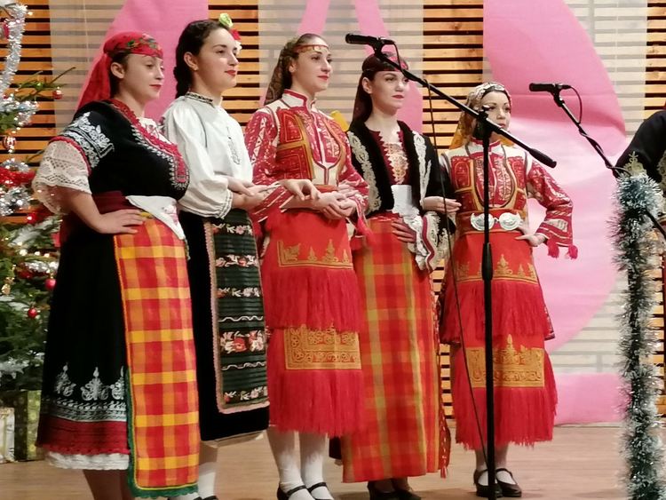 21 седнократни стипендии за талантите от Музикалното училище връчиха полицаите от Смолян