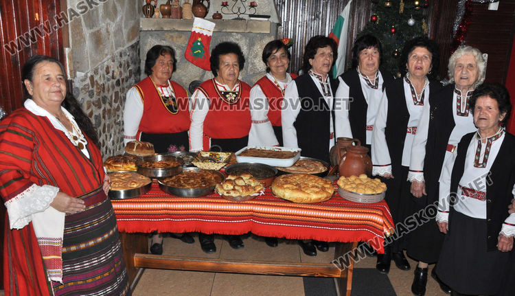 Полазник носи здраве и берекет в Узунджово, подредиха и кулинарна изложба
