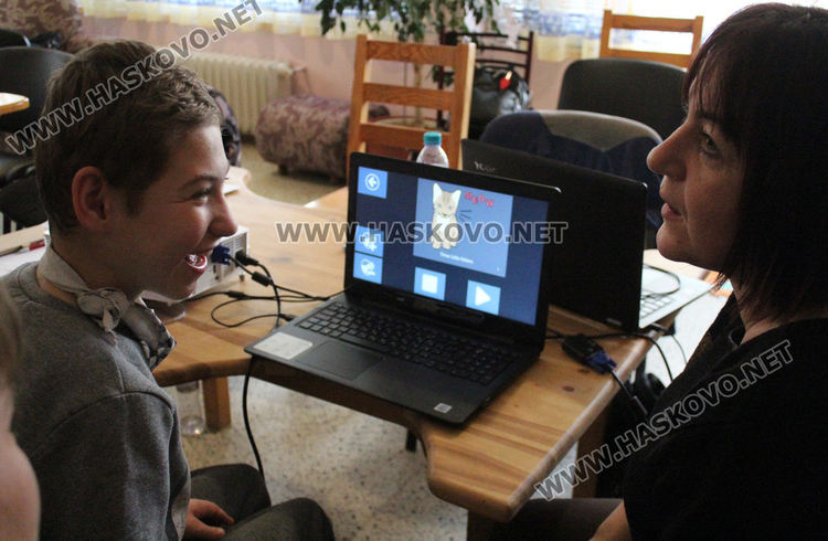 Нови технологии ще помагат за развитието на възпитаниците в Дом „Марина”