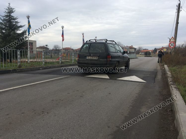 Посрещнаха Дядо Коледа в Книжовник, засадиха и 60 дръвчета