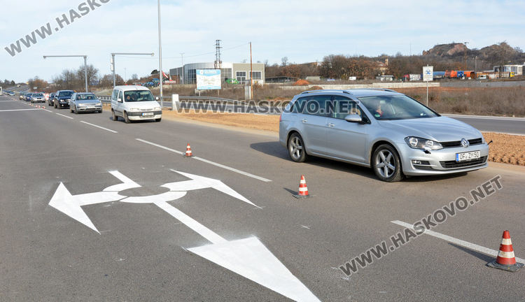 Вибрираща маркировка на кръговото между Хасково и Димитровград