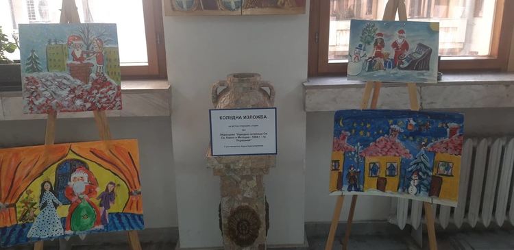 Деца-художници украсиха коридорите в ОбА