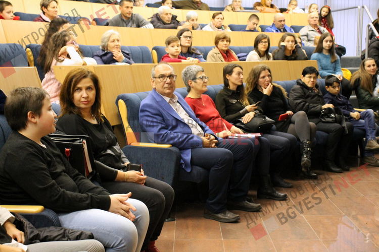 Младите математически таланти на Димитровград бяха наградени на официална церемония