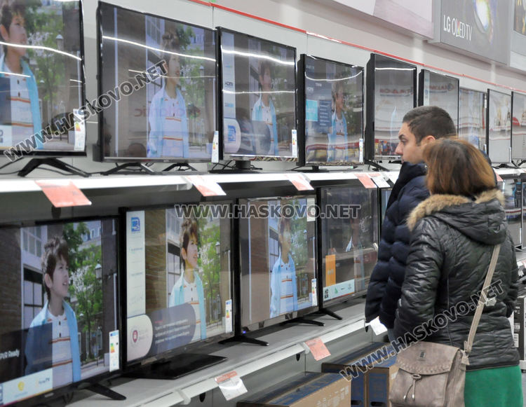  Голямото Коледно пазаруване задръсти града, хасковлии напълниха магазините 