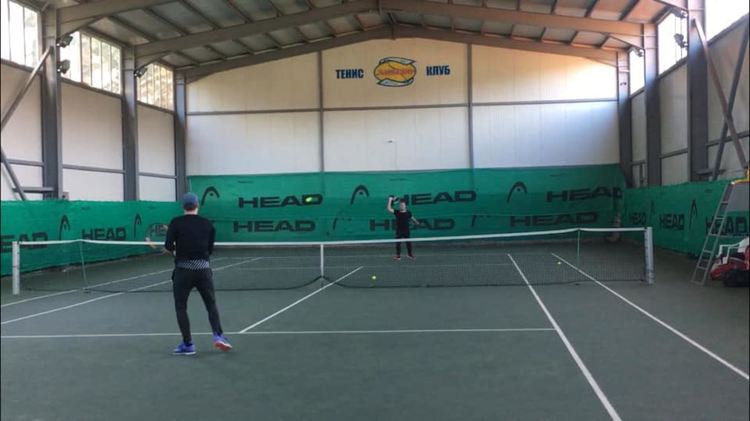 Филип Сгуров спечели Коледен турнир по тенис за любители в Хасково