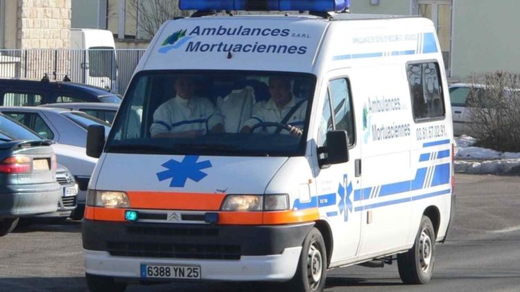 21 души са в болница след обгазяване на Рождественска меса във Франция
