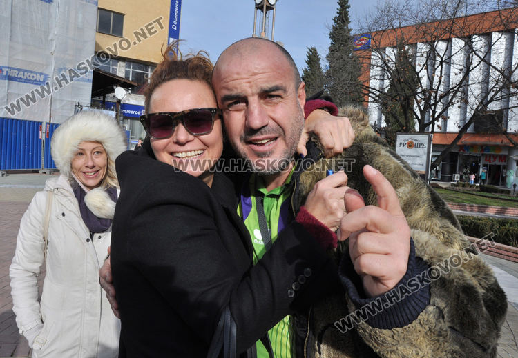 Слюдата отново в Хасково и в боксовата зала по празниците