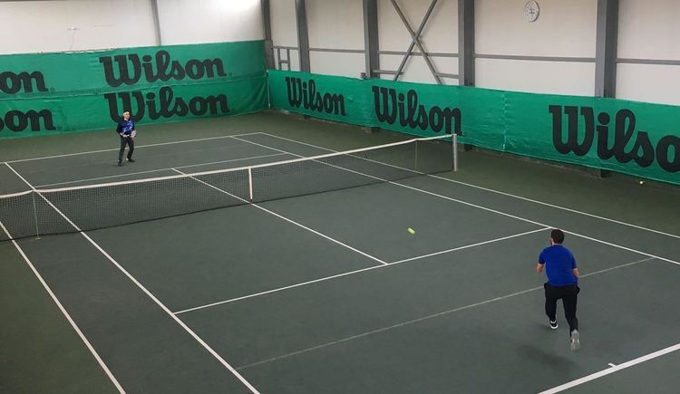 Манолов спечели последния любителски тенис турнир за годината