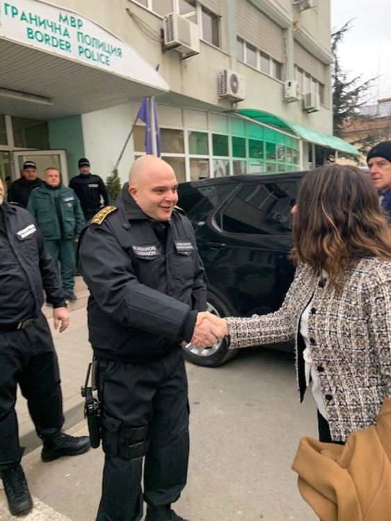 Посланикът на САЩ Херо Мустафа на посещение на южната граница на България