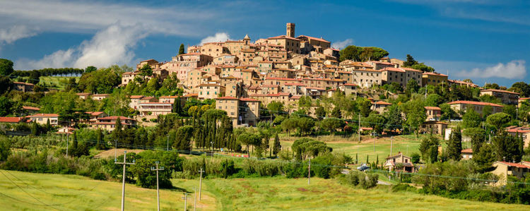 Град Болгери – български следи в сърцето на виното в Тоскана