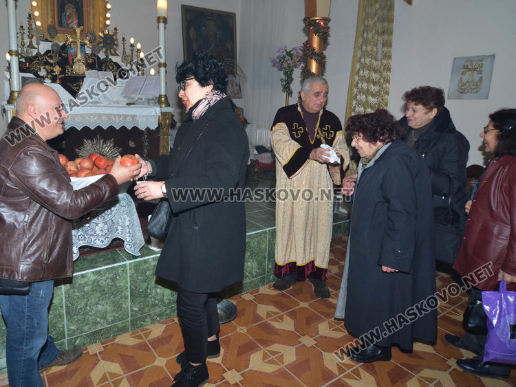 Арменската общност в Хасково отпразнува Коледа