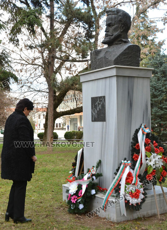 16-годишен ученик от Математическата гимназия спаси Йордановденския кръст в Харманли