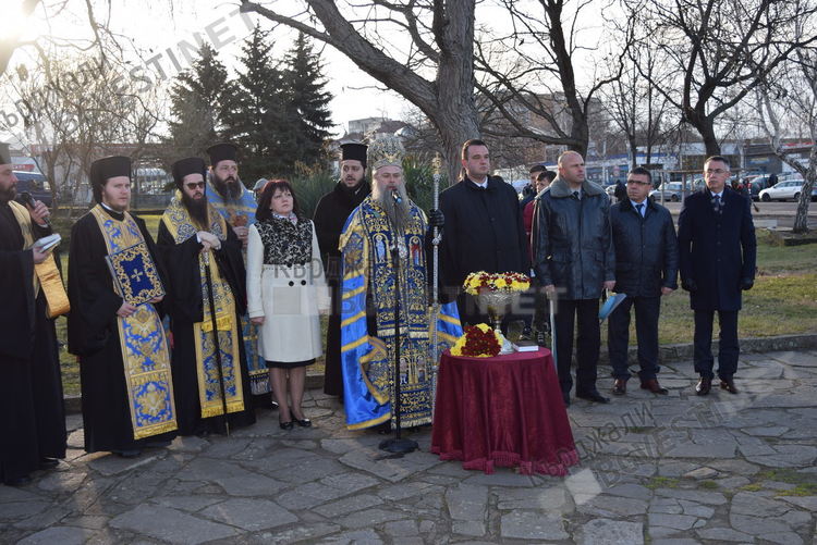 Величко Карабуюков улови кръста в Арда, Васил Атанасов го хвана в басейна в манастира „Св.Йоан Предтеча”