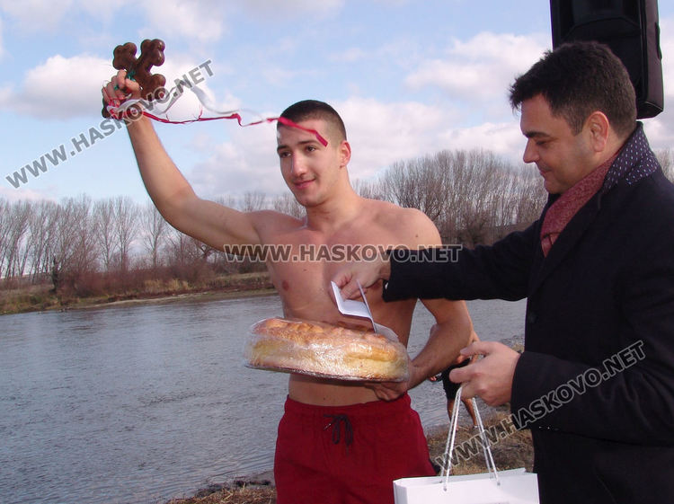 Георги Атанасов получи парична награда в Димитровград