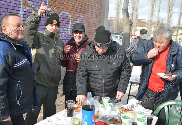 Петьо Кирев поведе хоро на борците за Новата година