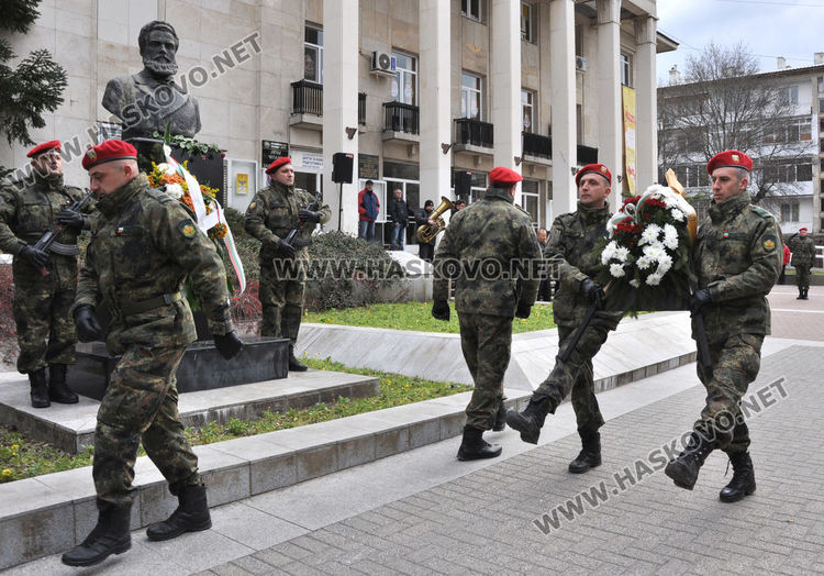 В Хасково отбелязаха 172 г. от рождението на Христо Ботев