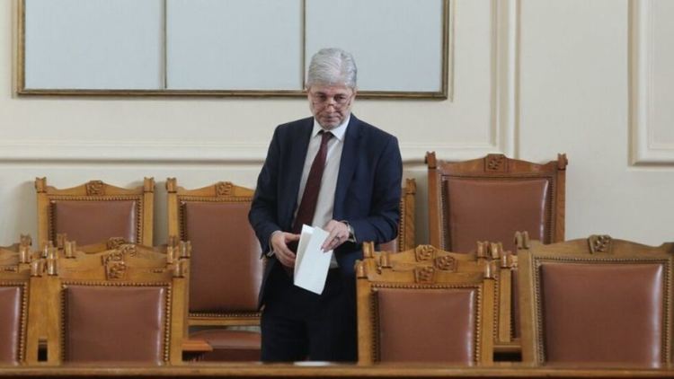 Нено Димов: Няма да подавам оставка, вината за кризата в Перник е на ВиК