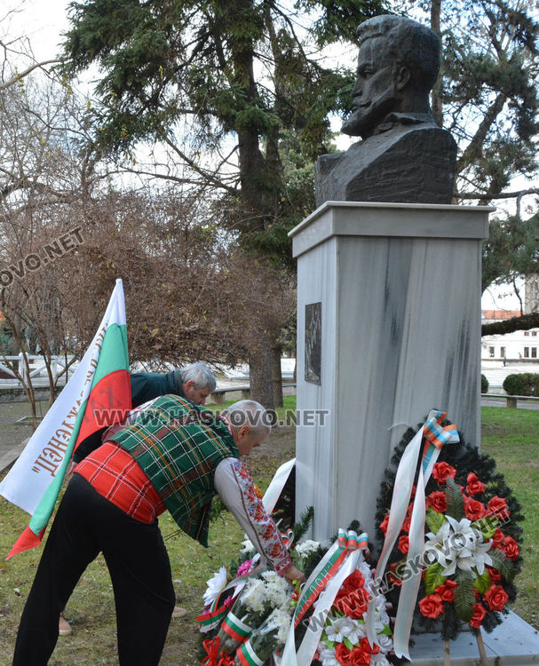 16-годишен ученик от Математическата гимназия спаси Йордановденския кръст в Харманли