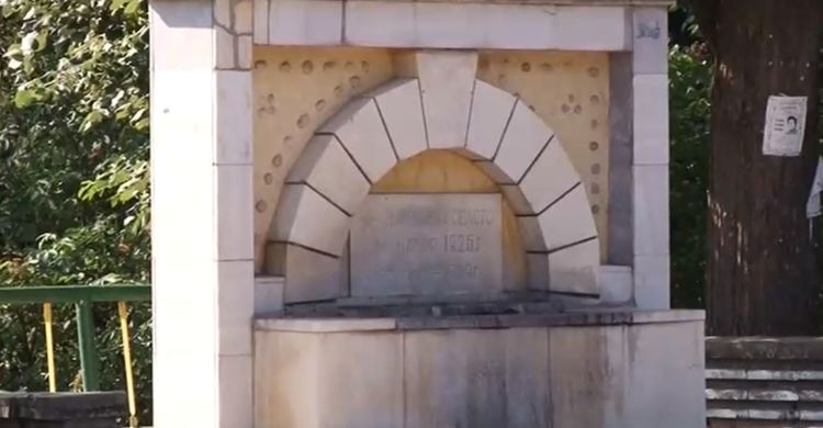 Брягово продължава да е с негодна за пиене вода