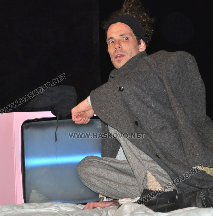 Стелиян Николов за премиерния спектакъл „Януари“: Надявам се и след 30 години да говорят пак за него