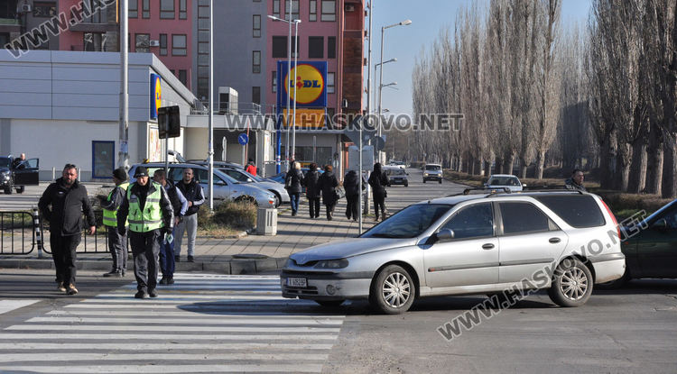 Рено и Тойота катастрофираха на „Лебеда”
