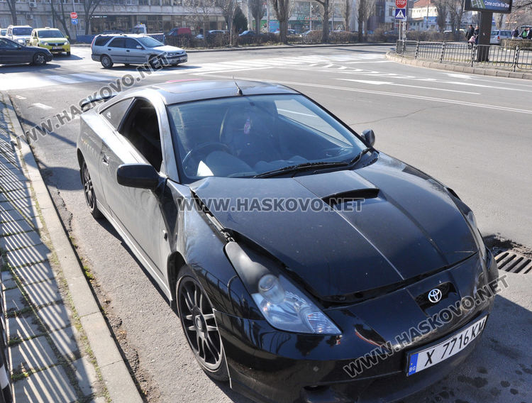 Рено и Тойота катастрофираха на „Лебеда”