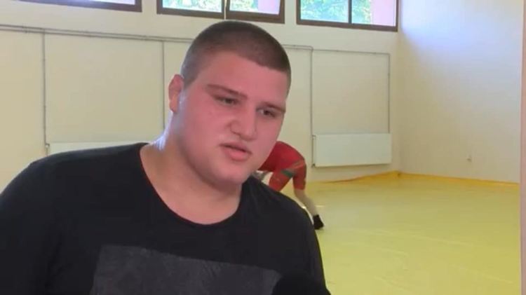 Георги Иванов от СКБ “Димитровград“ е републикански шампион по борба