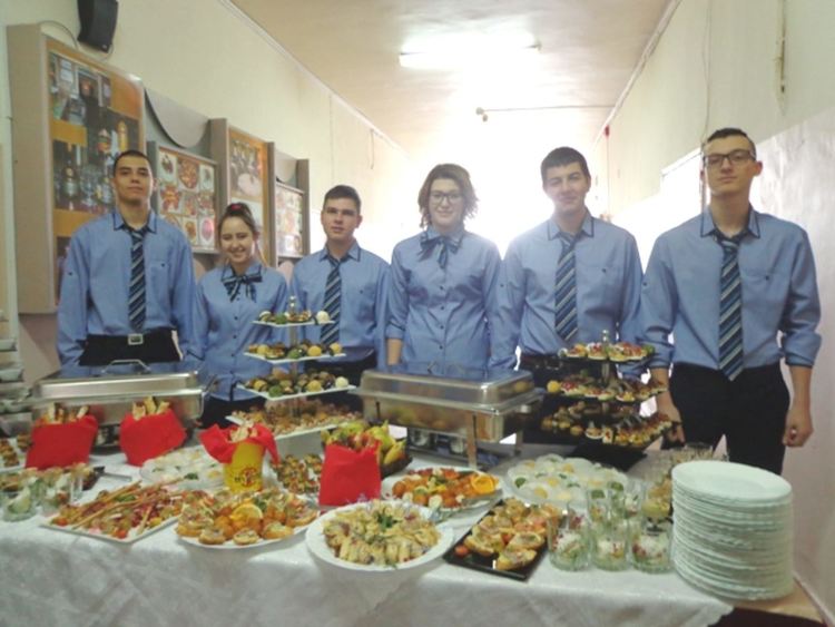 РУО Кърджали: Приоритет в план-приема за учебната 2020/21 г. е професионалното образование