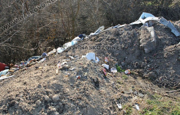 Готвят солени глоби за хвърляне на строителни отпадъци на забранено място