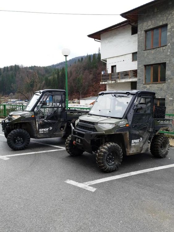 Нови УТВ машини и вишки пристигнаха в Смолян и Девин, ще подсилват Електроразпределение Юг в Родопите 